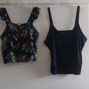 Women's 2pc Tank top bundle 2X black/ Multicolored Summer Cropped Casual